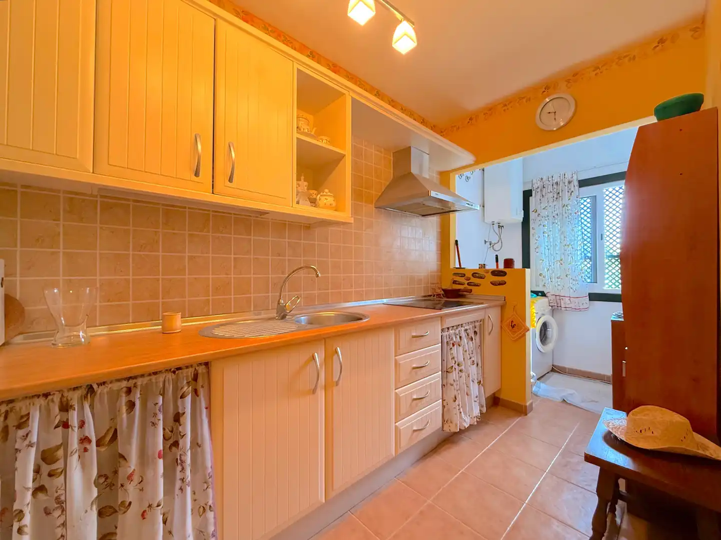 Cocina de Piso en venta en San Miguel de Abona con Terraza, Trastero y Amueblado