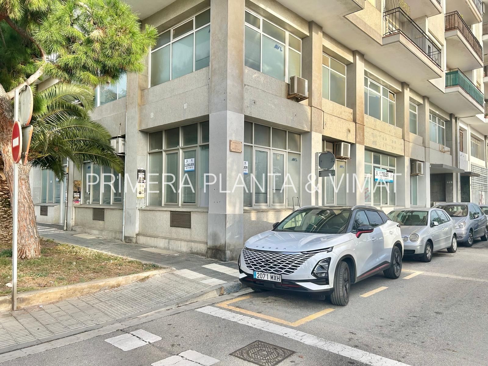 Vista exterior de Local de lloguer en Mataró