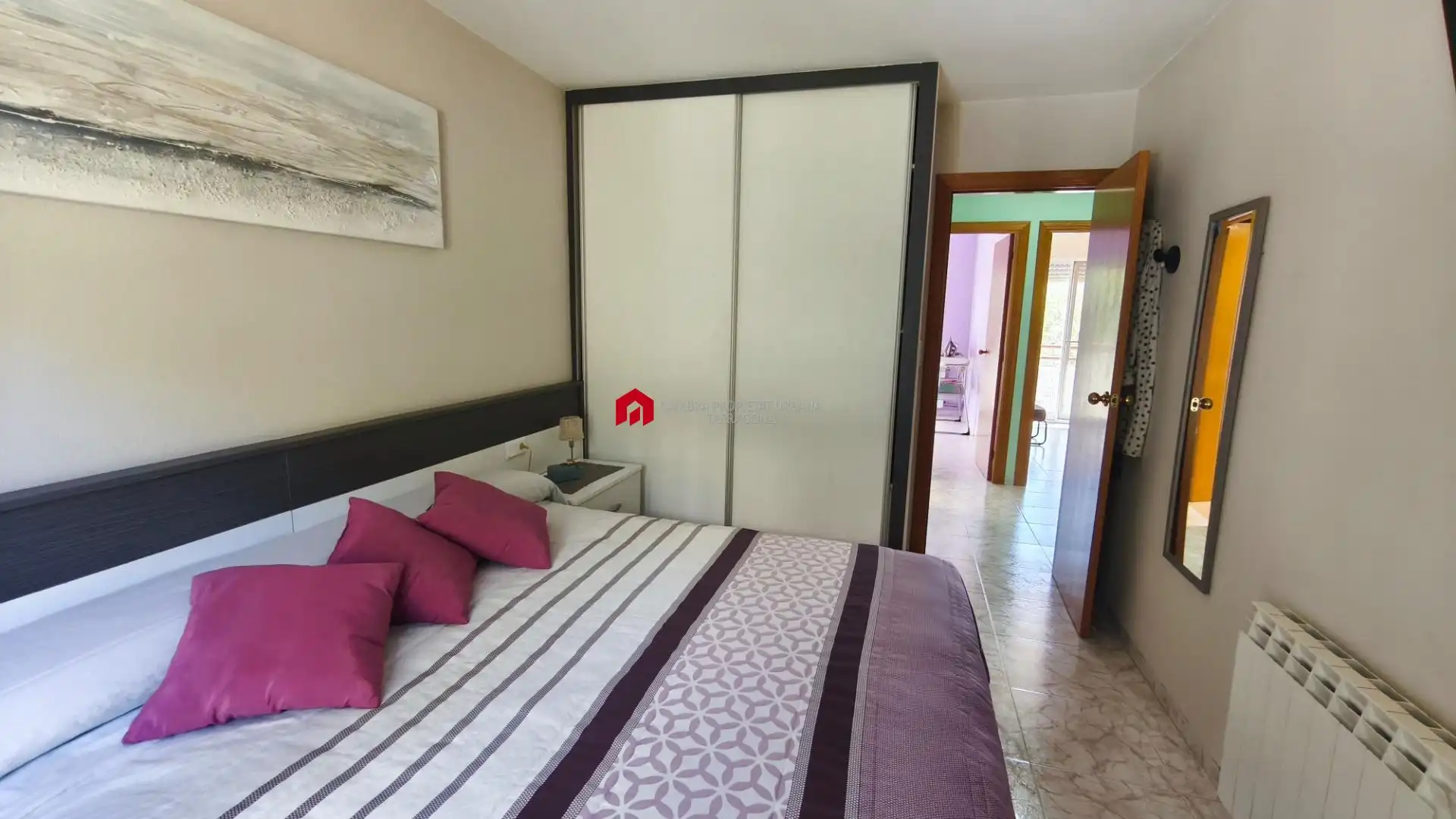 Schlafzimmer von Einfamilien-Reihenhaus zum Verkauf in Roquetes mit Klimaanlage, Heizung und Privatgarten