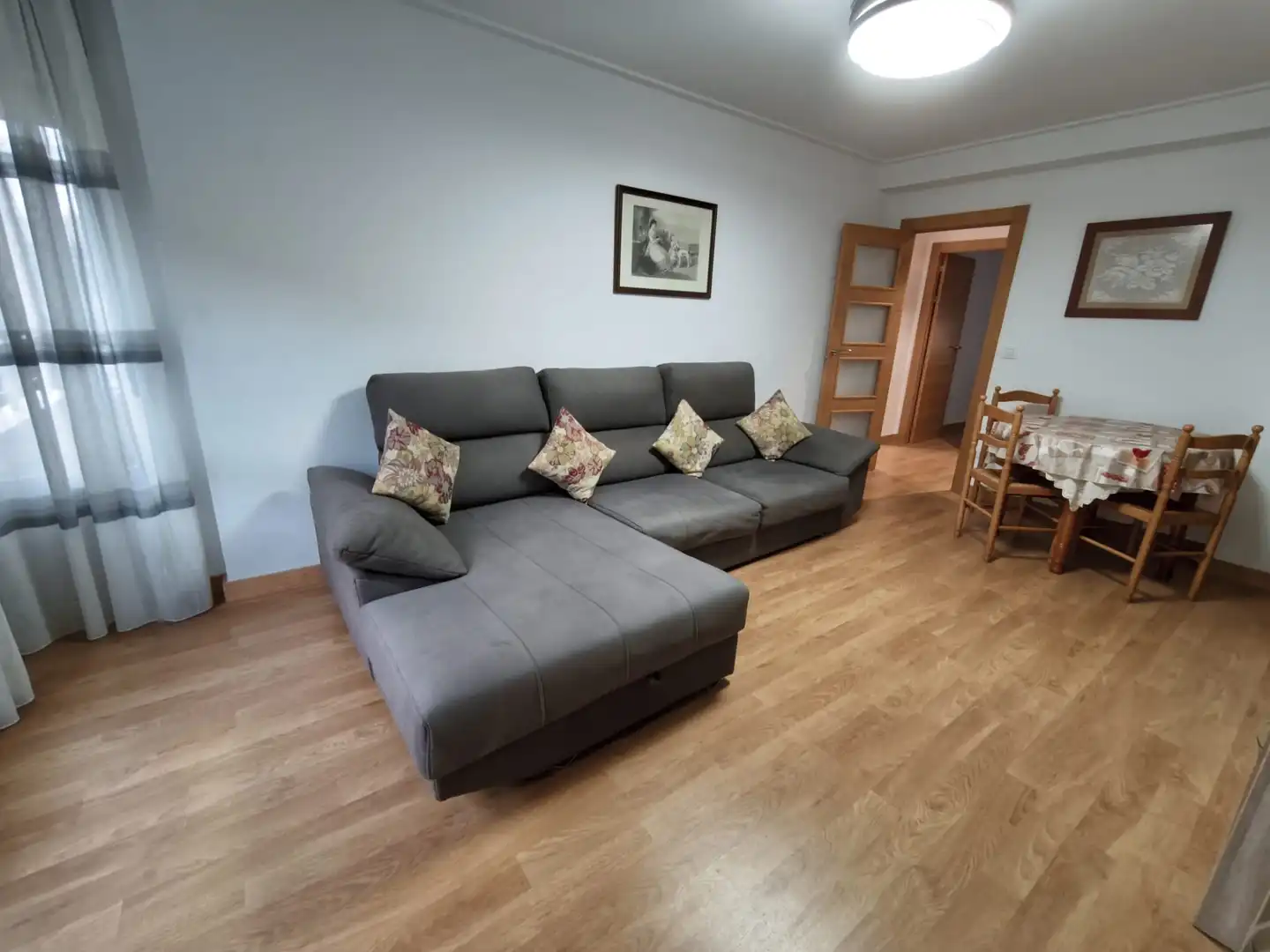 Flat with terrace to rent in Paseo Circunvalación, imagen 2