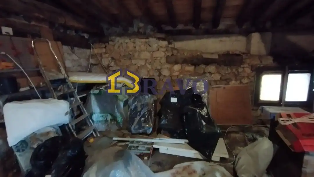 Casa o xalet en venda en Valle de Losa amb Jardí privat i Terrassa
