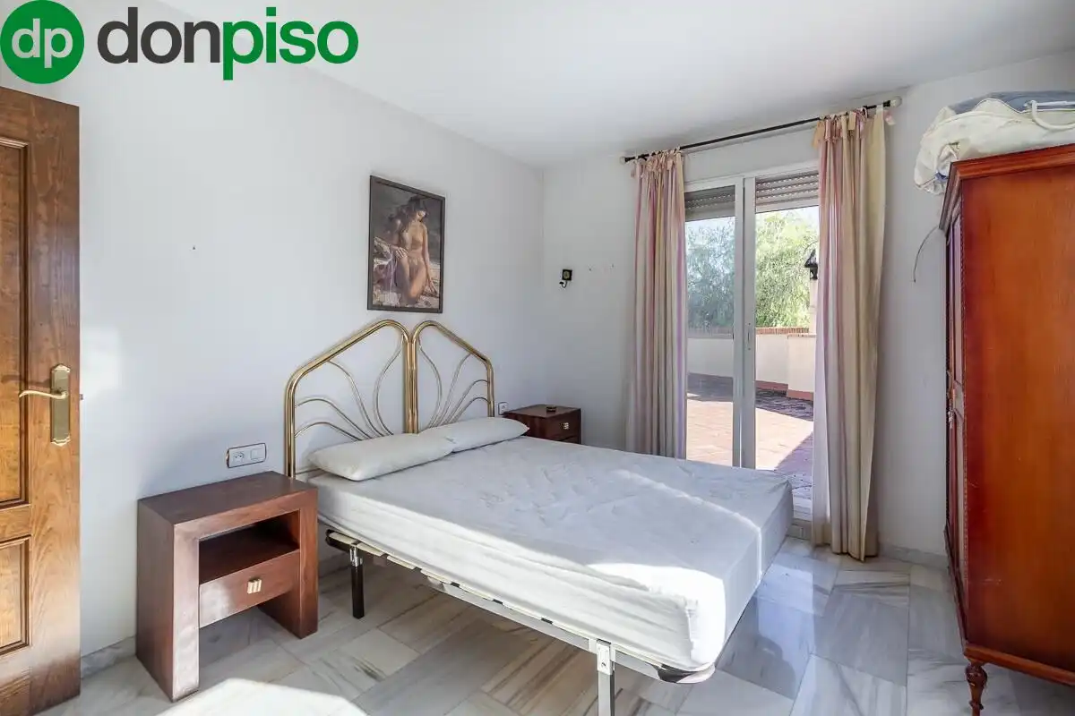 Detached house with pool for sale in Calle del Arache, imagen 21