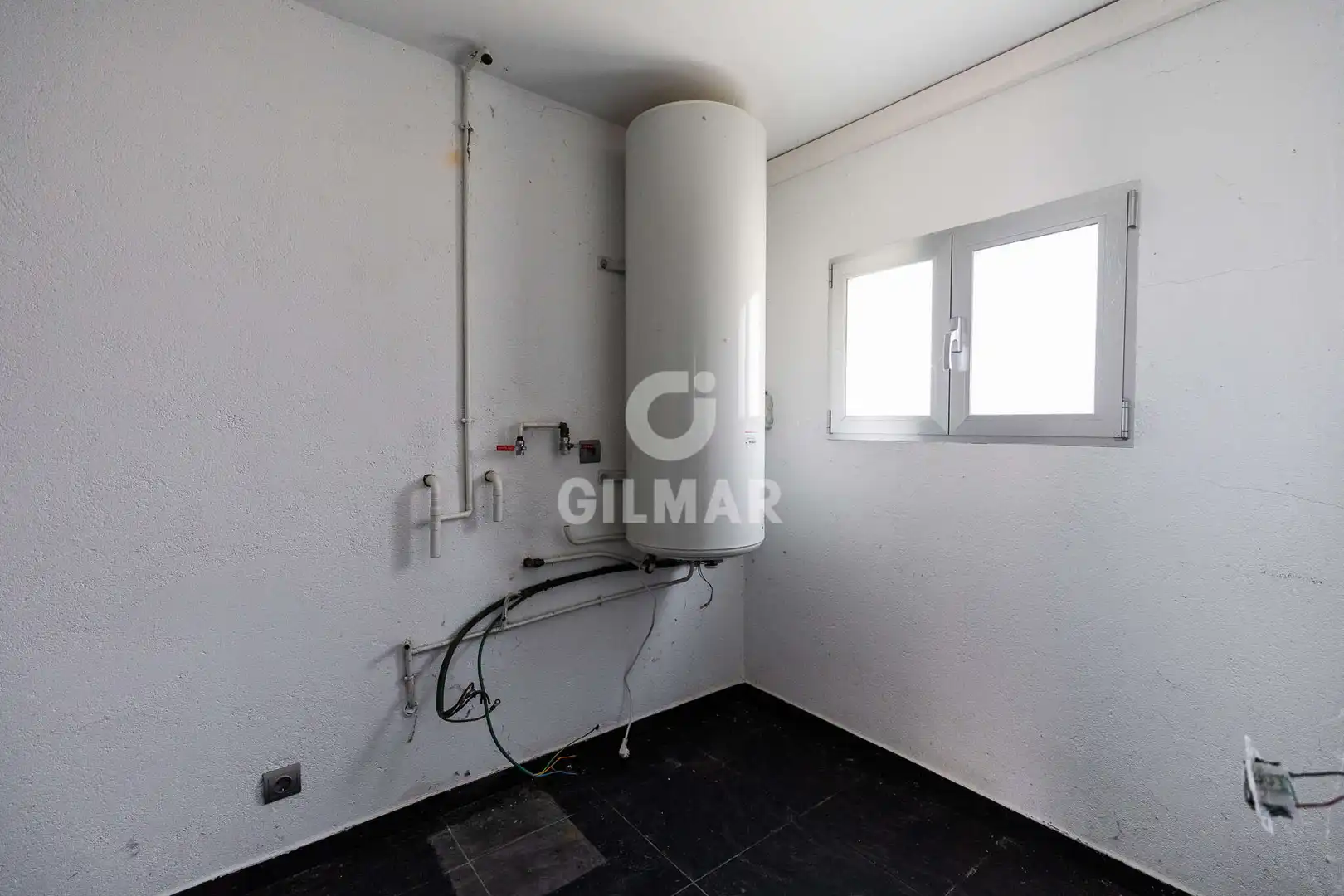 Baño de Casa o chalet en venta en Becerril de la Sierra con Calefacción y Jardín privado