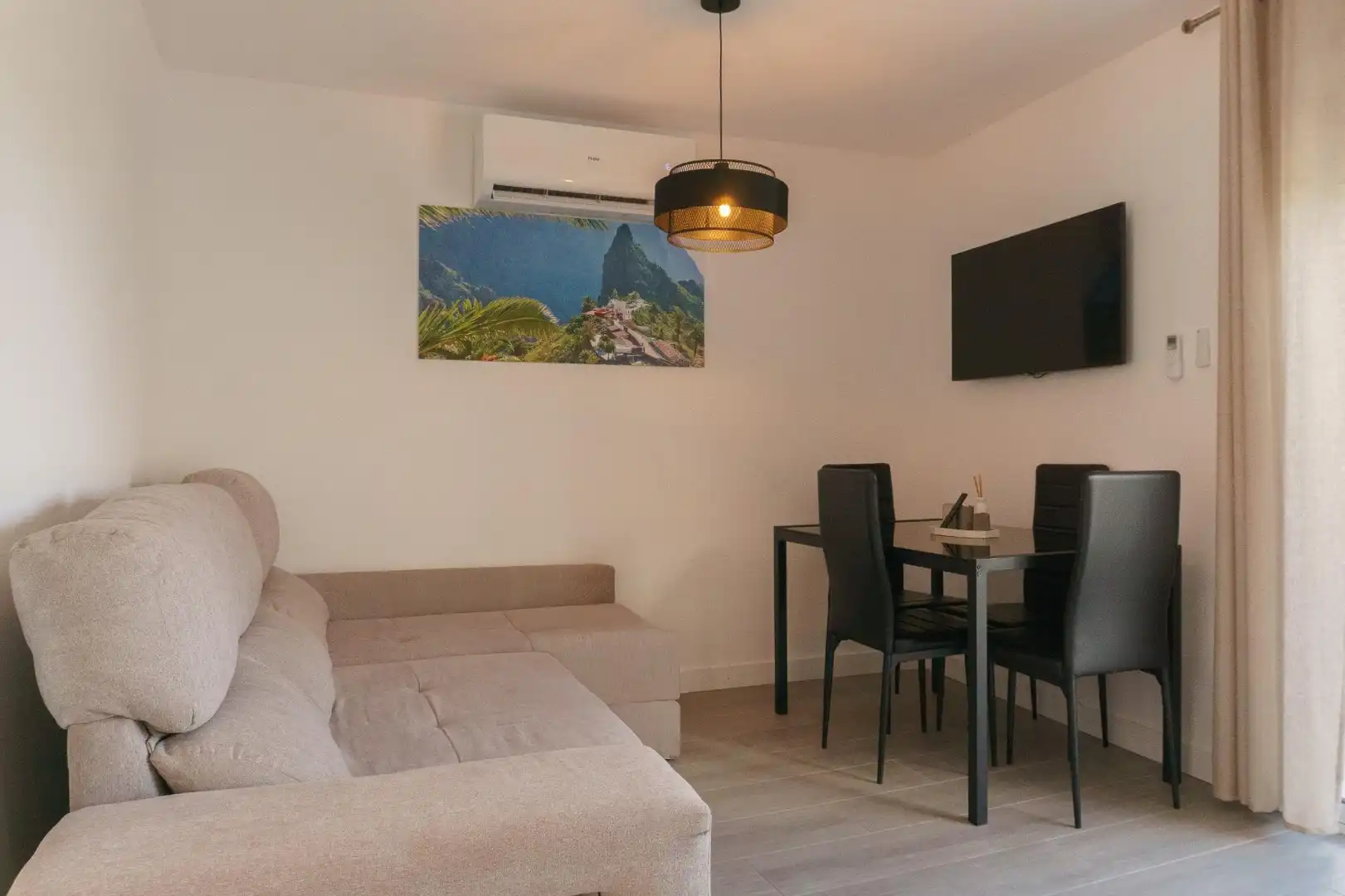 Living room of Houses for sale in Icod de los Vinos  with Air Conditioner, Heating and Private garden