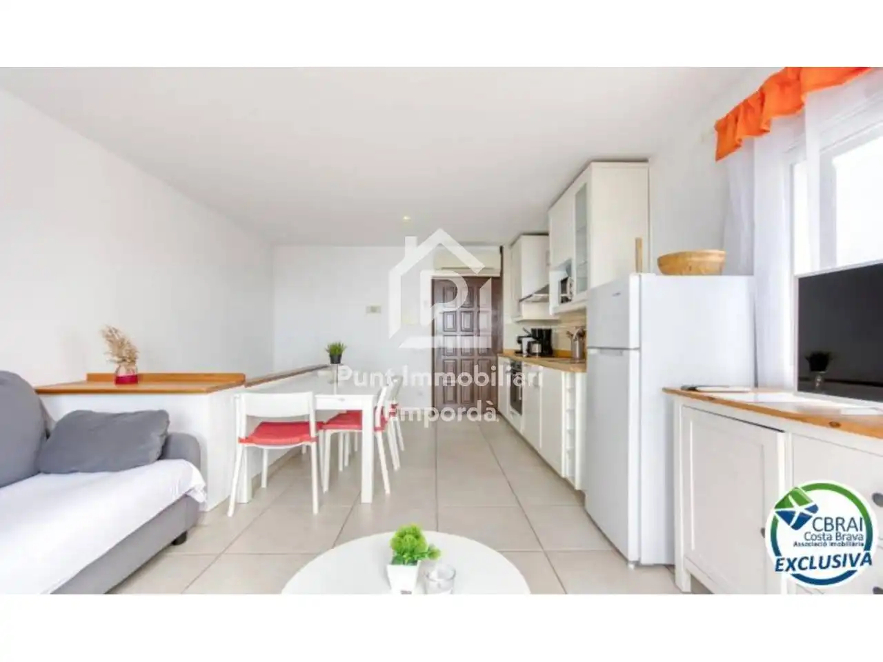 Vista exterior de Apartament en venda en Roses amb Aire condicionat, Calefacció i Terrassa