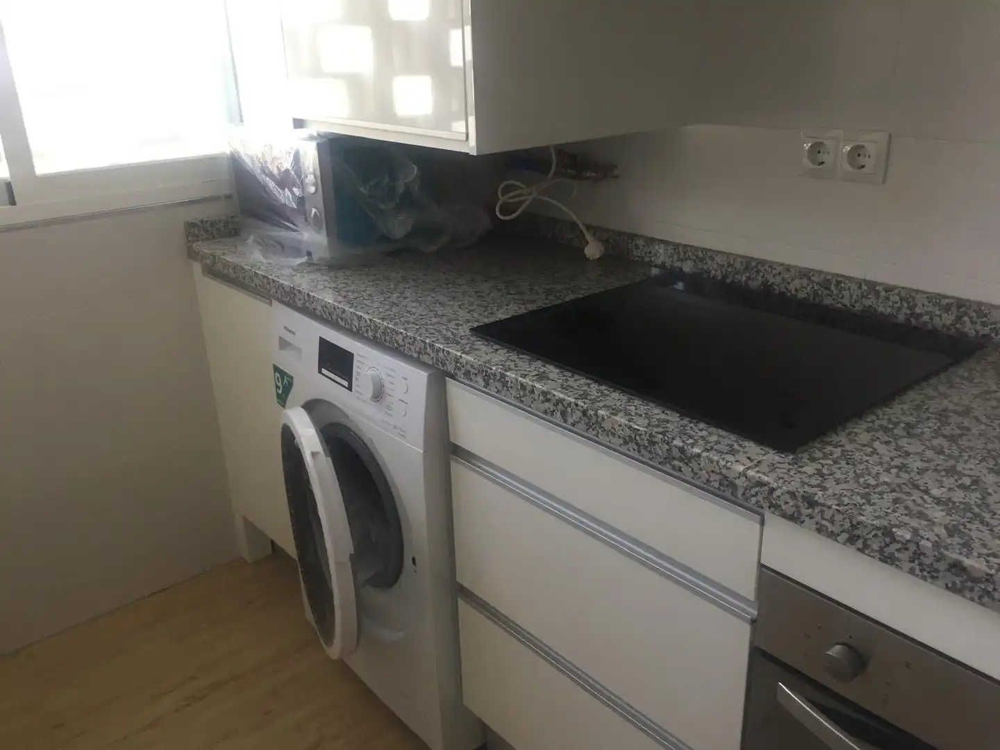 Cocina de Piso en venta en Granada con Amueblado, Horno y Lavadora