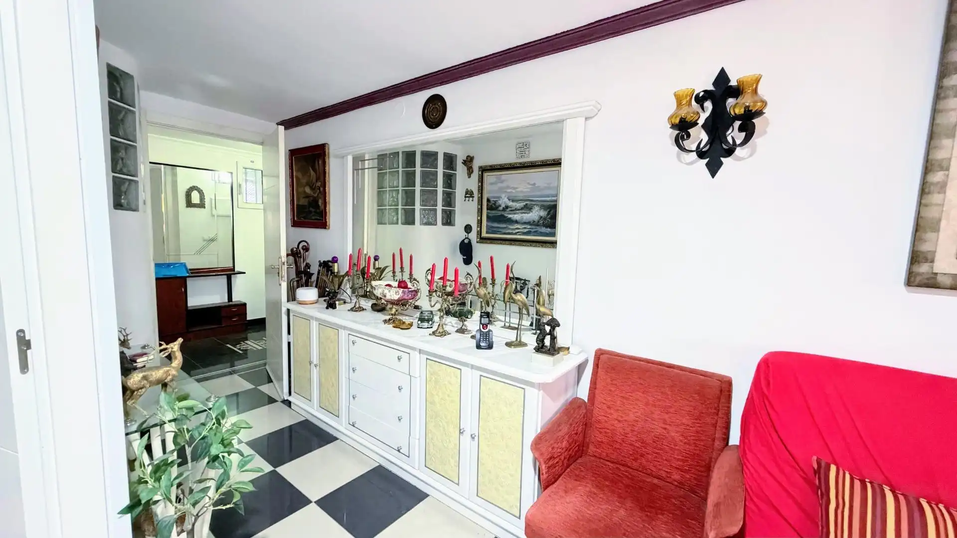 Wohnzimmer von Wohnung zum Verkauf in Torremolinos mit Klimaanlage, Heizung und Privatgarten