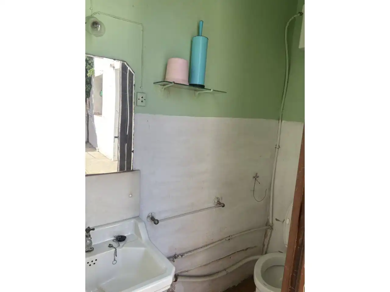 Bathroom of Houses for sale in Artesa de Segre  with Private garden and Terrace