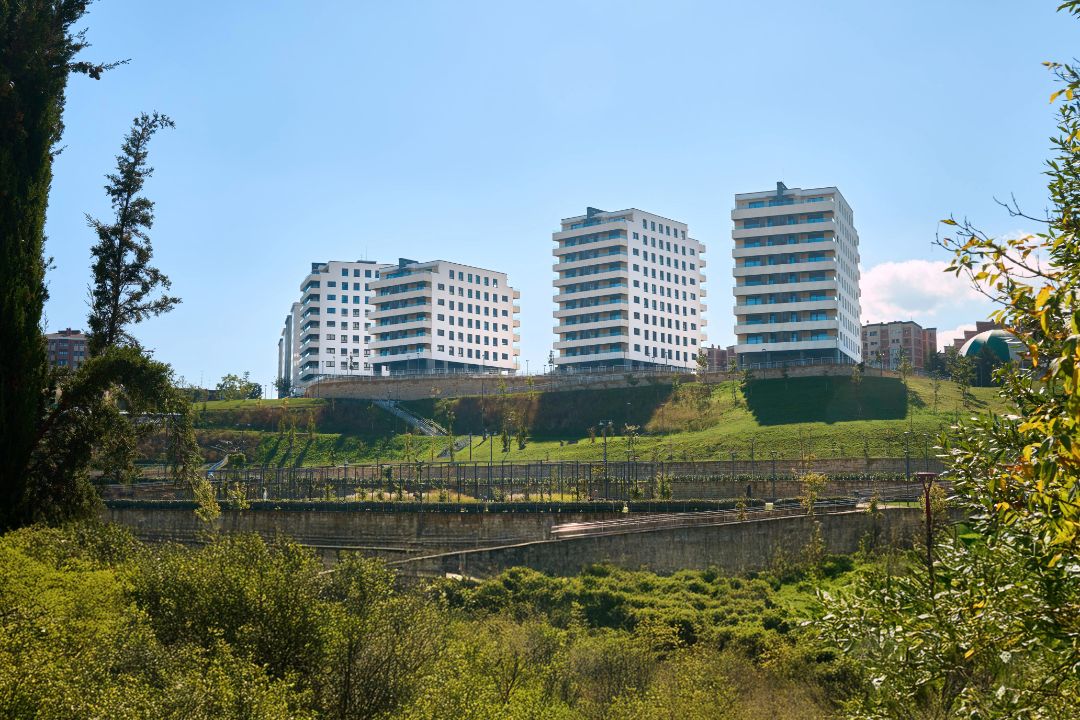 Vista exterior de Ático en venta en Barakaldo  con Terraza y Trastero
