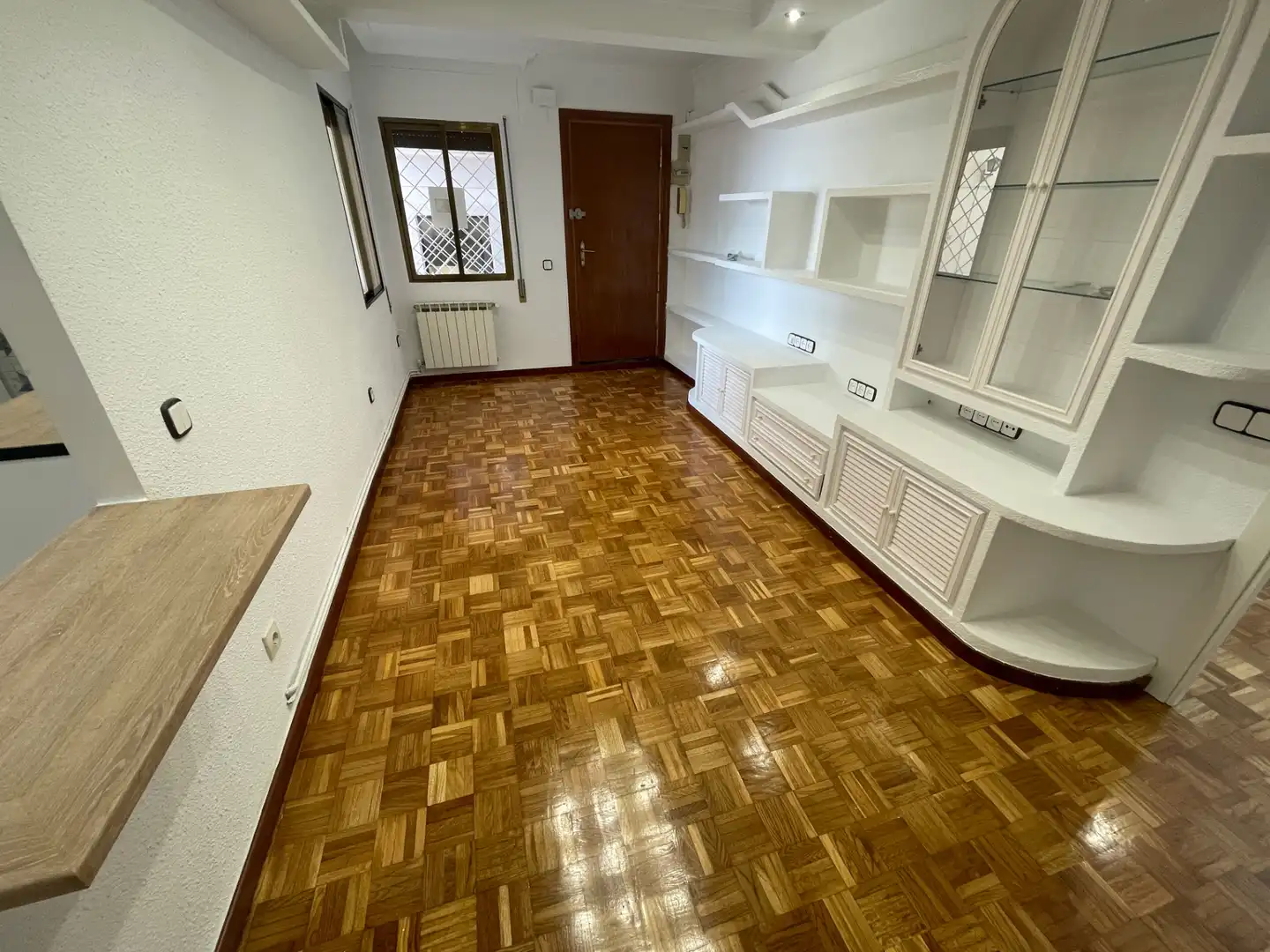 Wohnung zur Miete in  Madrid Capital mit Klimaanlage, Heizung und Parkett