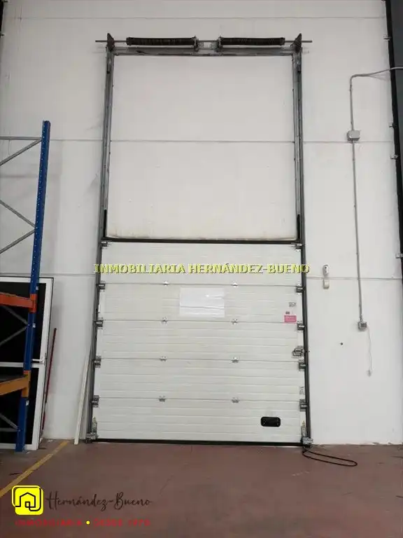 Nave industrial de alquiler en Carbajosa de la Sagrada