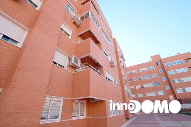 Piso en Venta en Parla Este