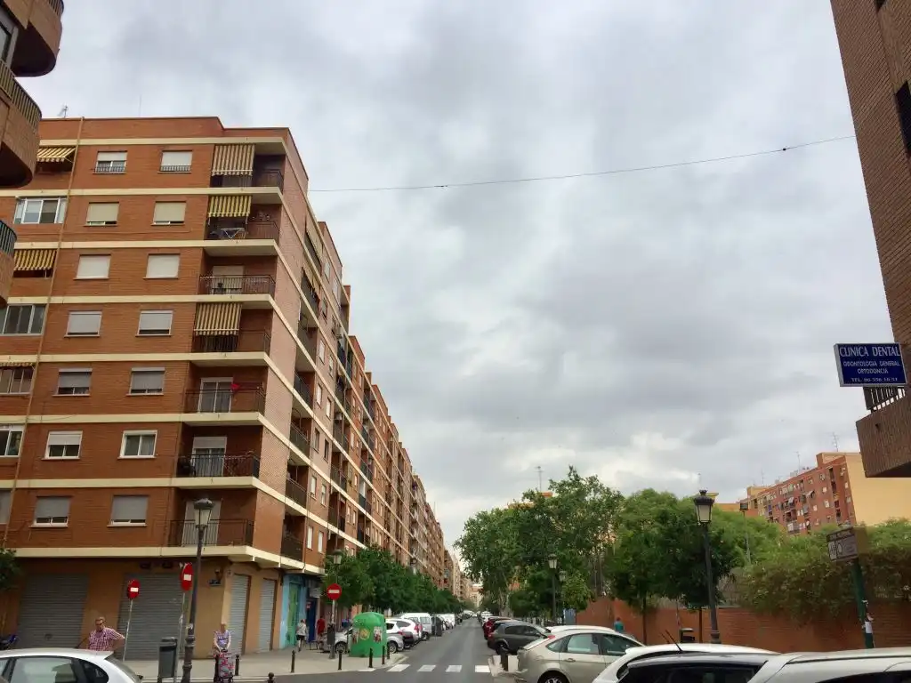 Vista exterior de Piso de alquiler en Valencia con Aire acondicionado, Calefacción y Trastero