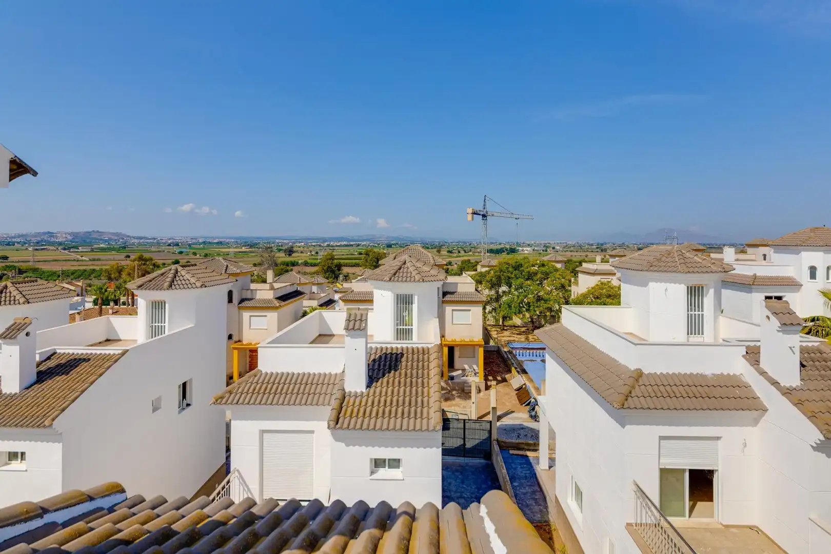 Vista exterior de Casa adosada en venta en San Fulgencio con Jardín privado, Terraza y Piscina comunitaria