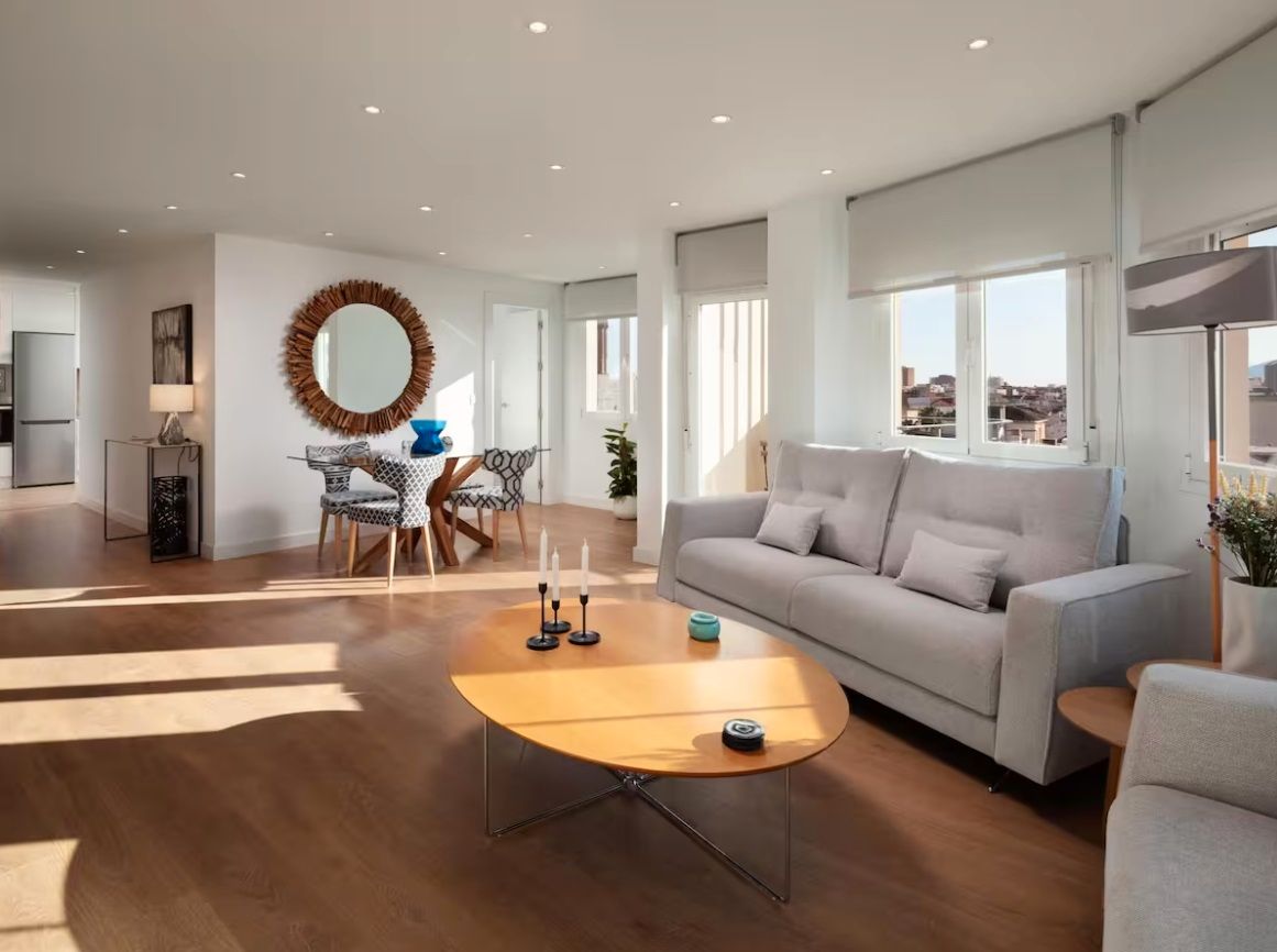 Sala d'estar de Apartament de lloguer en Málaga Capital amb Aire condicionat, Calefacció i Parquet