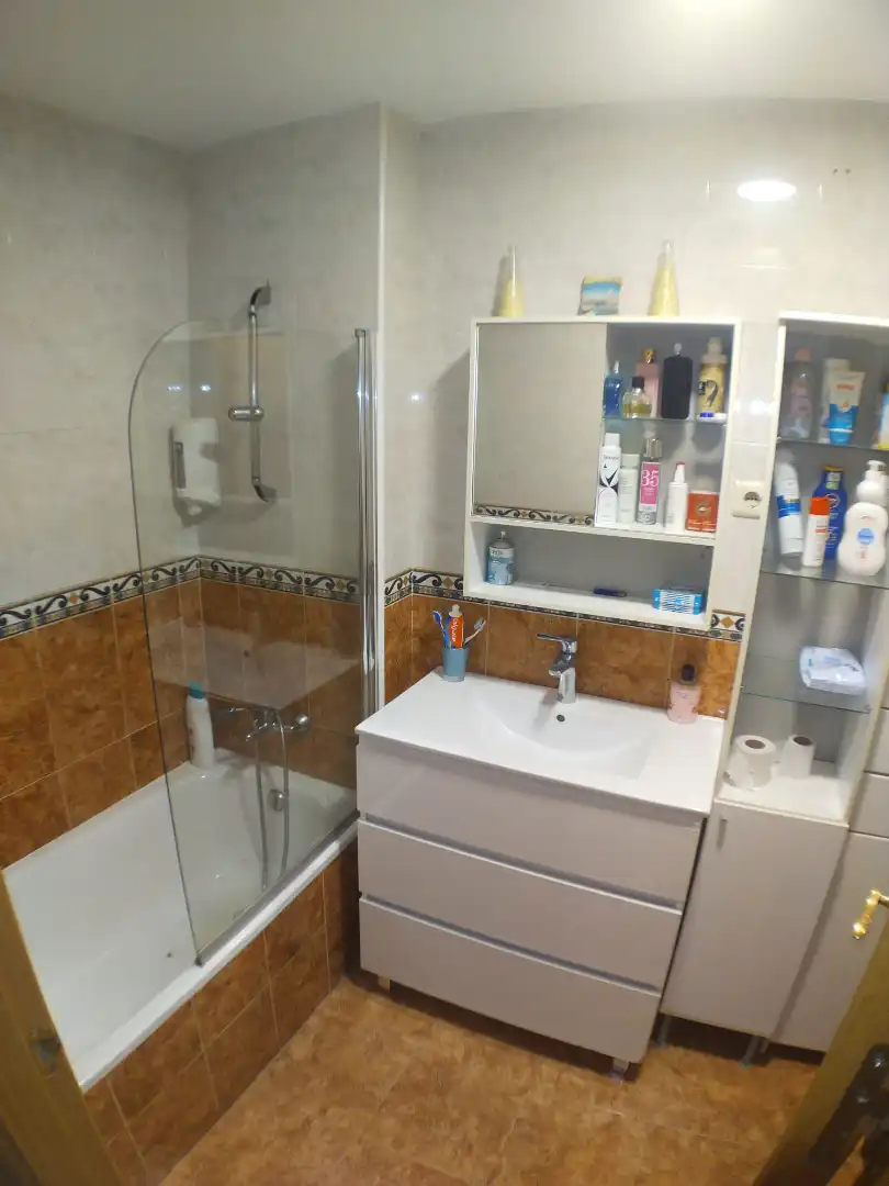Baño de Piso en venta en Humanes de Madrid con Aire acondicionado, Calefacción y Horno