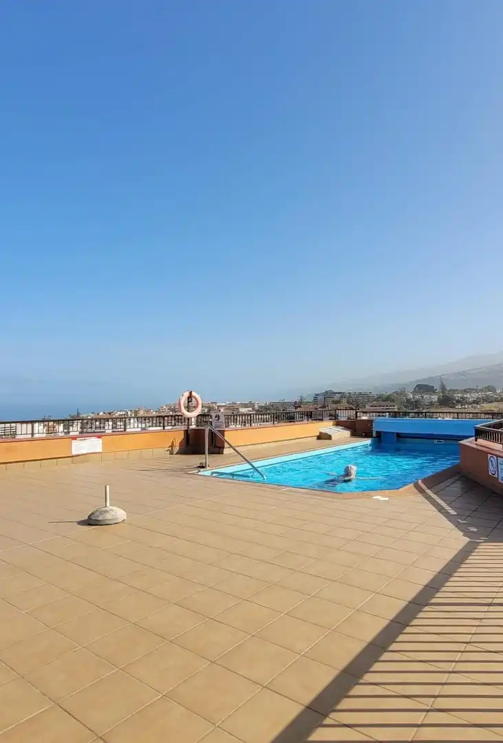 Piscina de Apartament en venda en Adeje amb Terrassa i Moblat
