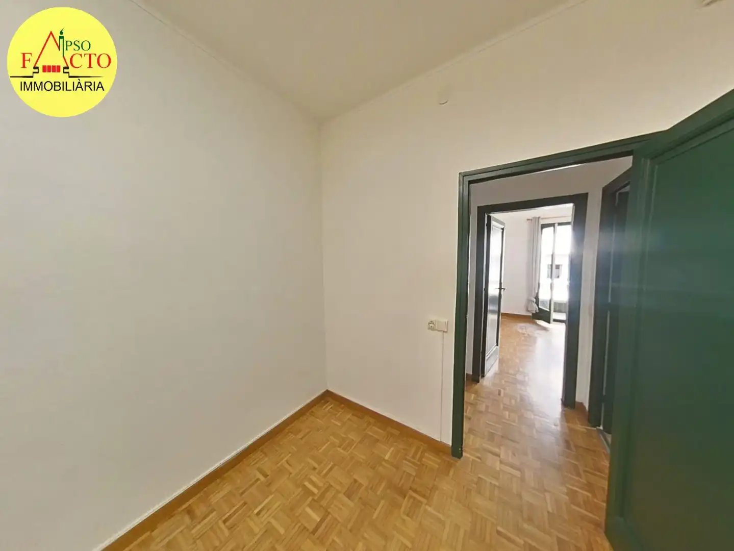 Habitación de Piso en venta en Girona con Aire acondicionado, Calefacción y Parquet