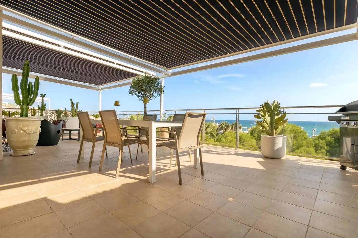 Terraza de Ático en venta en Sitges con Aire acondicionado, Calefacción y Terraza