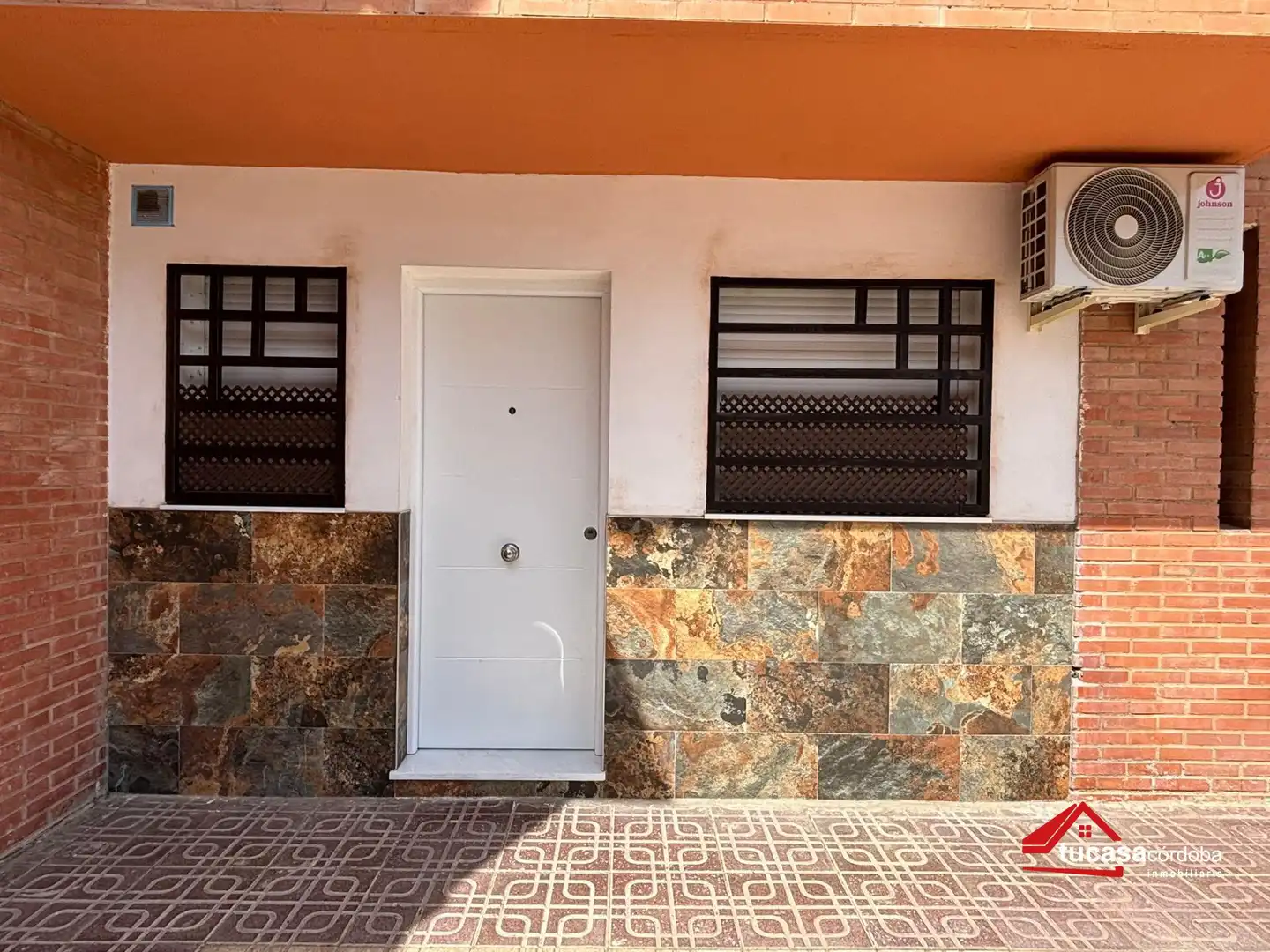 Balcony of Commercial properties for sale in Córdoba  with Air Conditioner