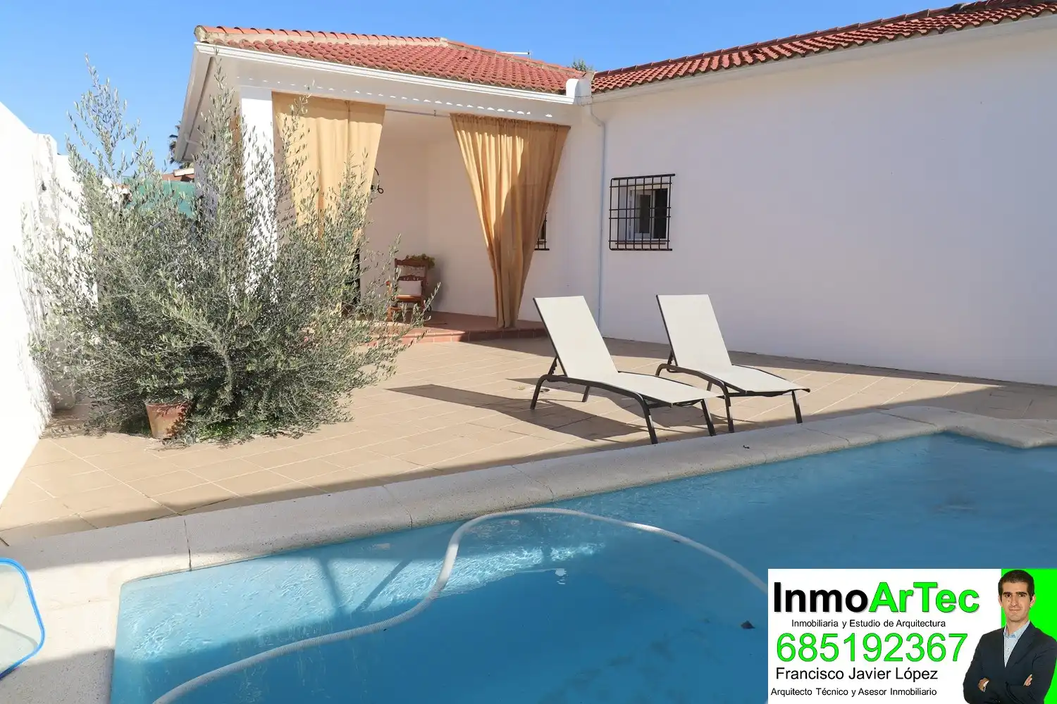 Swimming pool of Houses for sale in Fuente Vaqueros  with Swimming Pool and Furnished