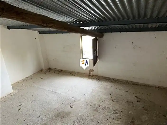 Country homes for sale in Algarinejo  with Internet