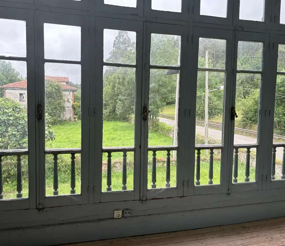Terrasse von Country house zum Verkauf in Ribadesella mit Privatgarten, Terrasse und Balkon