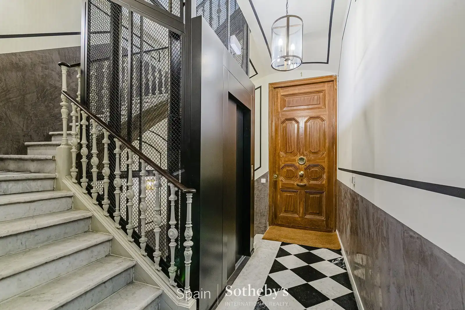 Apartamento en venta en Barcelona con Calefacción y Terraza