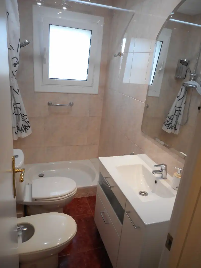 Bany de Casa o xalet en venda en Olesa de Bonesvalls amb Calefacció, Jardí privat i Terrassa