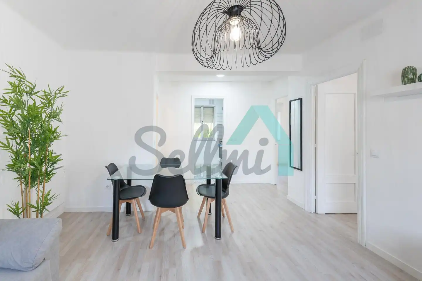 Comedor de Planta baja en venta en Mieres (Asturias) con Calefacción, Trastero y Amueblado