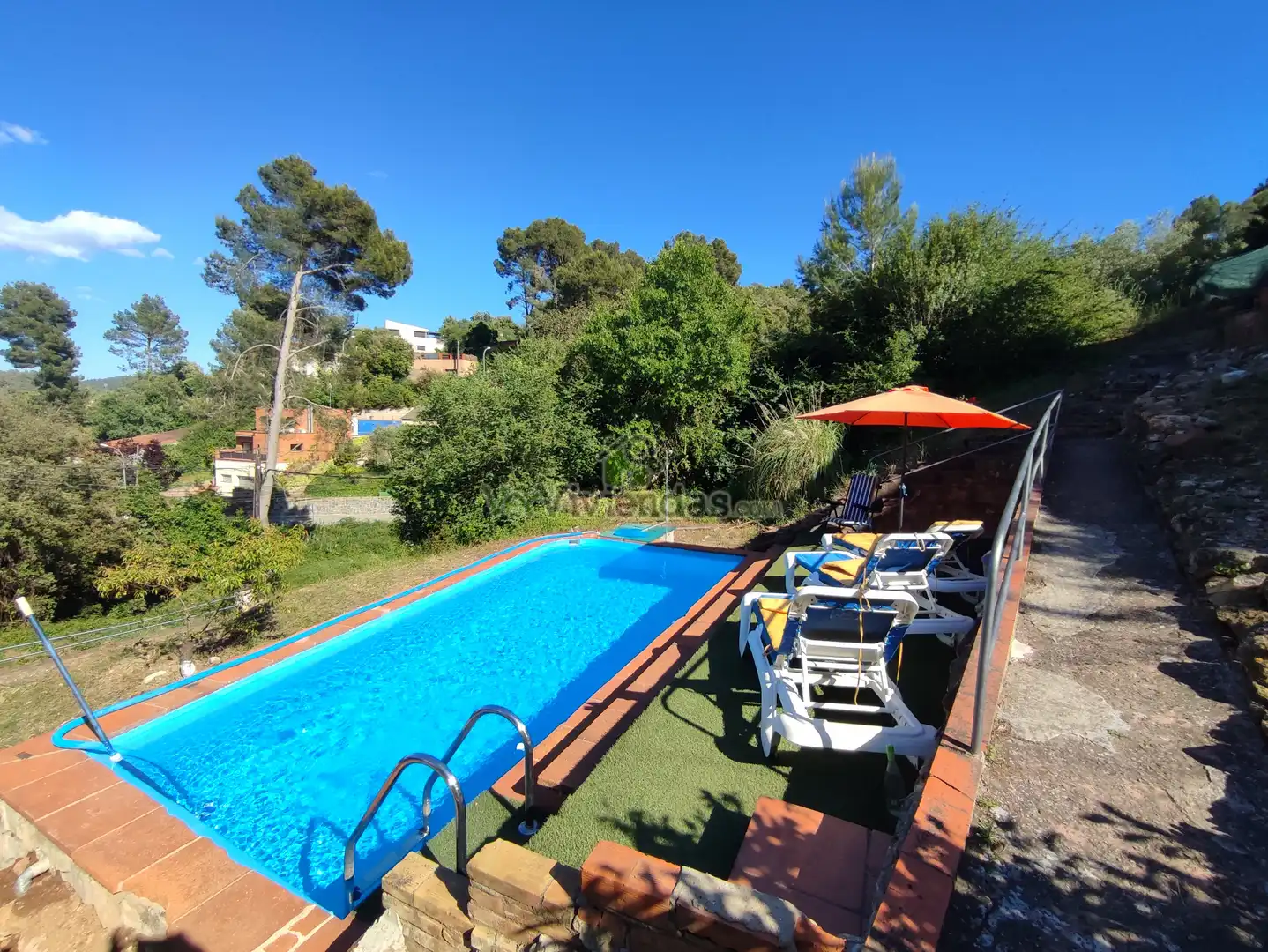 Piscina de Casa o chalet en venta en Torrelles de Llobregat con Aire acondicionado, Calefacción y Jardín privado