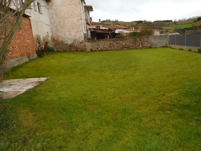 Casa adosada en venta en Villaverde de Rioja con Calefacción, Jardín privado y Amueblado