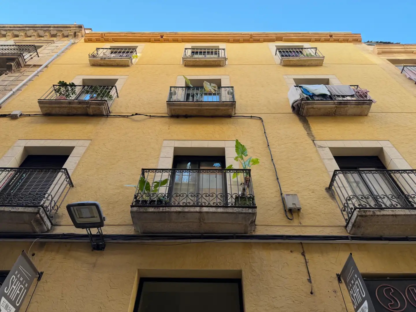 Vista exterior de Traster de lloguer en Reus