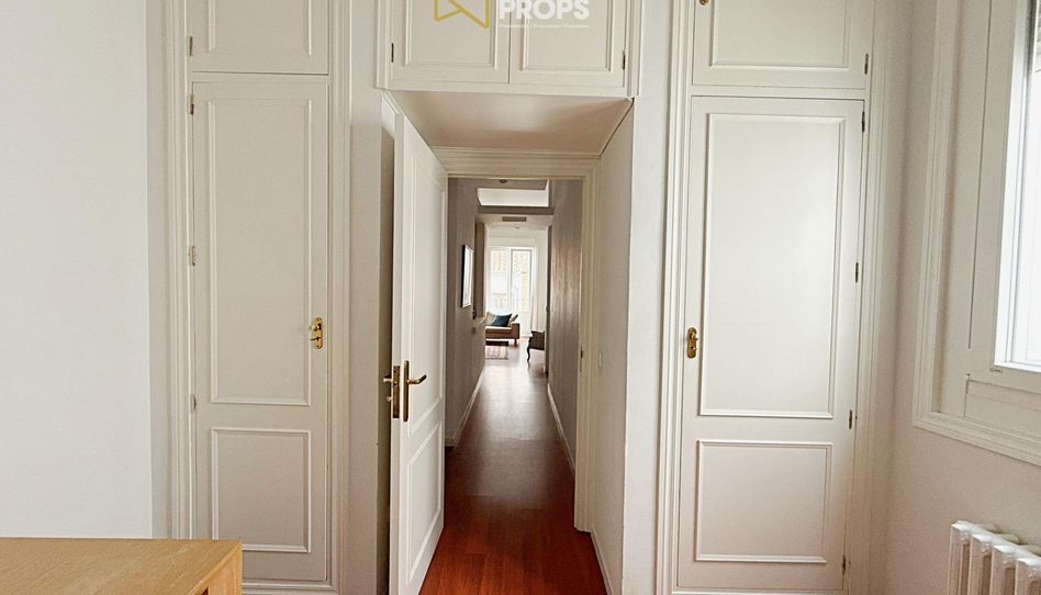Apartamento de alquiler en Calle Jovellanos, Cortes - Huertas - Imagen 2