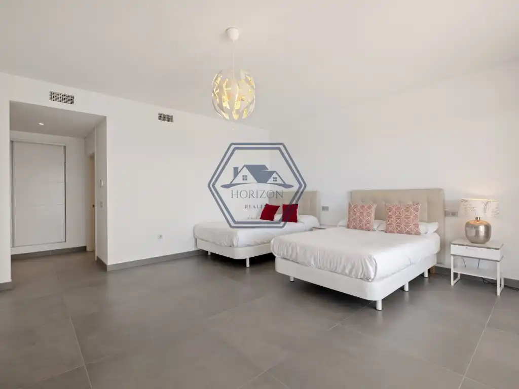 Casa con terraza en venta en Calle Nuremberg, imagen 36