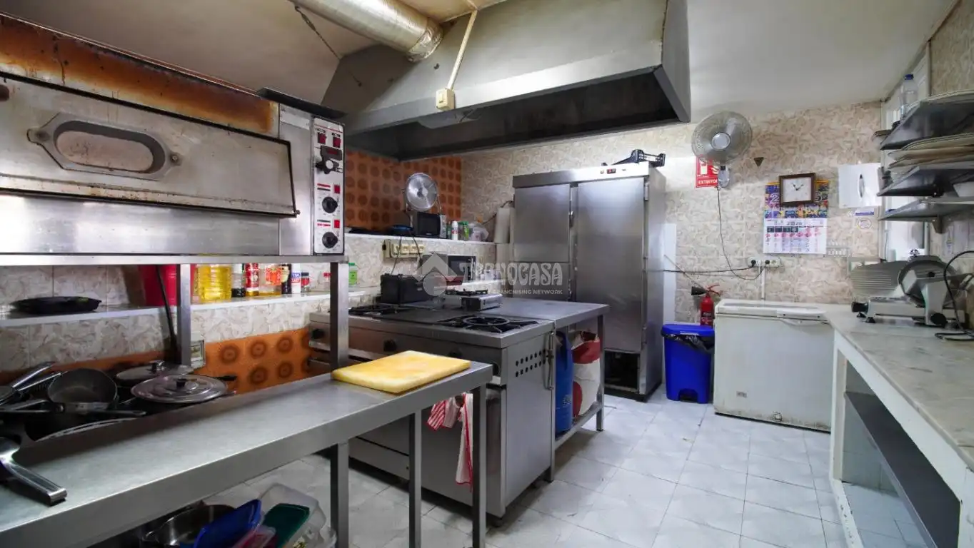 Cocina de Local en venta en San Cristóbal de la Laguna