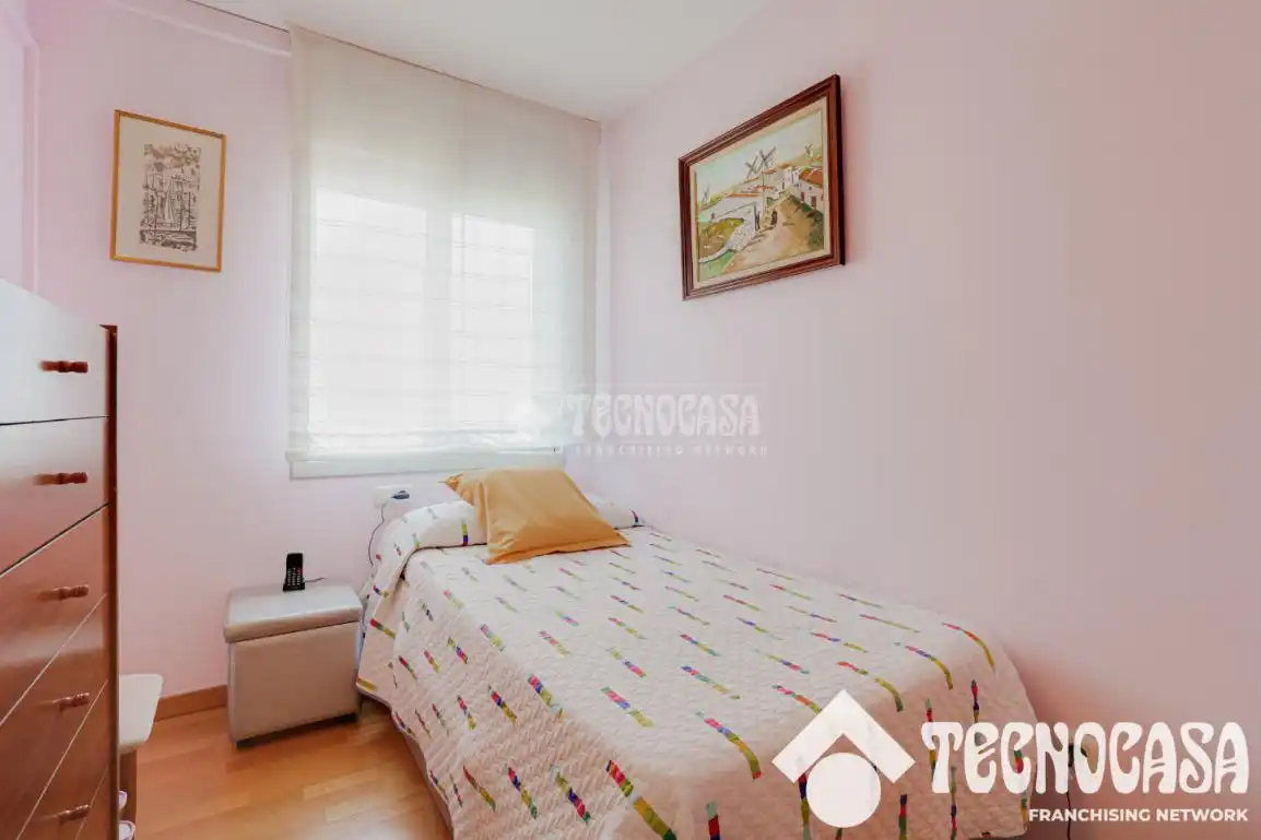 Habitación de Ático en venta en Barcelona con Balcón