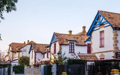 Vista exterior de Casa o xalet en venda en  Huelva Capital amb Terrassa