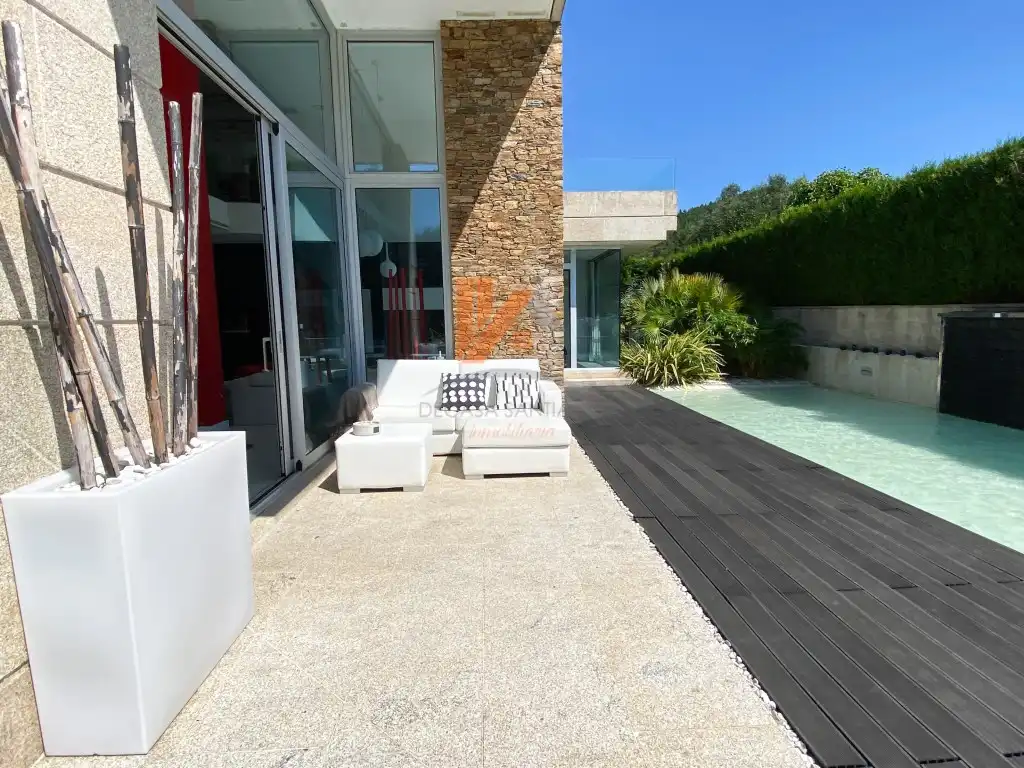 Terraza de Casa o chalet en venta en Ames con Jardín privado, Terraza y Piscina