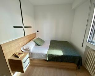 Dormitori de Apartament per a compartir en  Madrid Capital amb Calefacció, Moblat i Forn