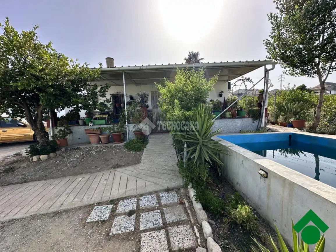 Casa rústica amb piscina en venda a Álora, imagen 9