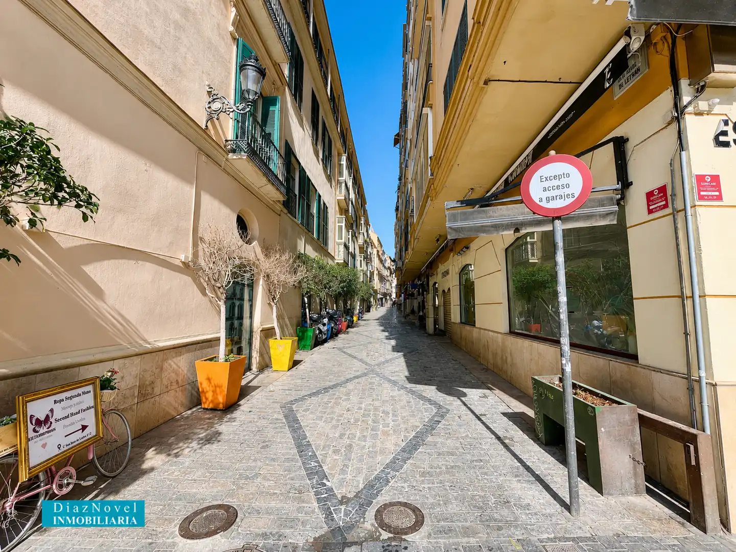 Vista exterior de Local en venta en Málaga con Aire acondicionado, Calefacción y Parquet