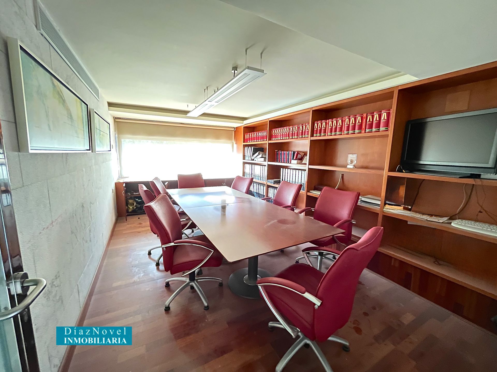 Premises to rent in Vélez-Málaga  with Air Conditioner, Heating and Parquet flooring