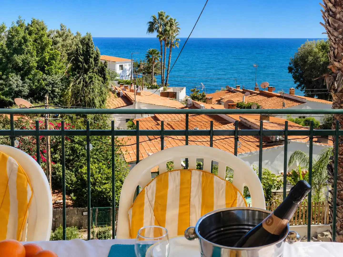 Terrassa de Casa adosada de lloguer en El Campello amb Aire condicionat, Calefacció i Jardí privat