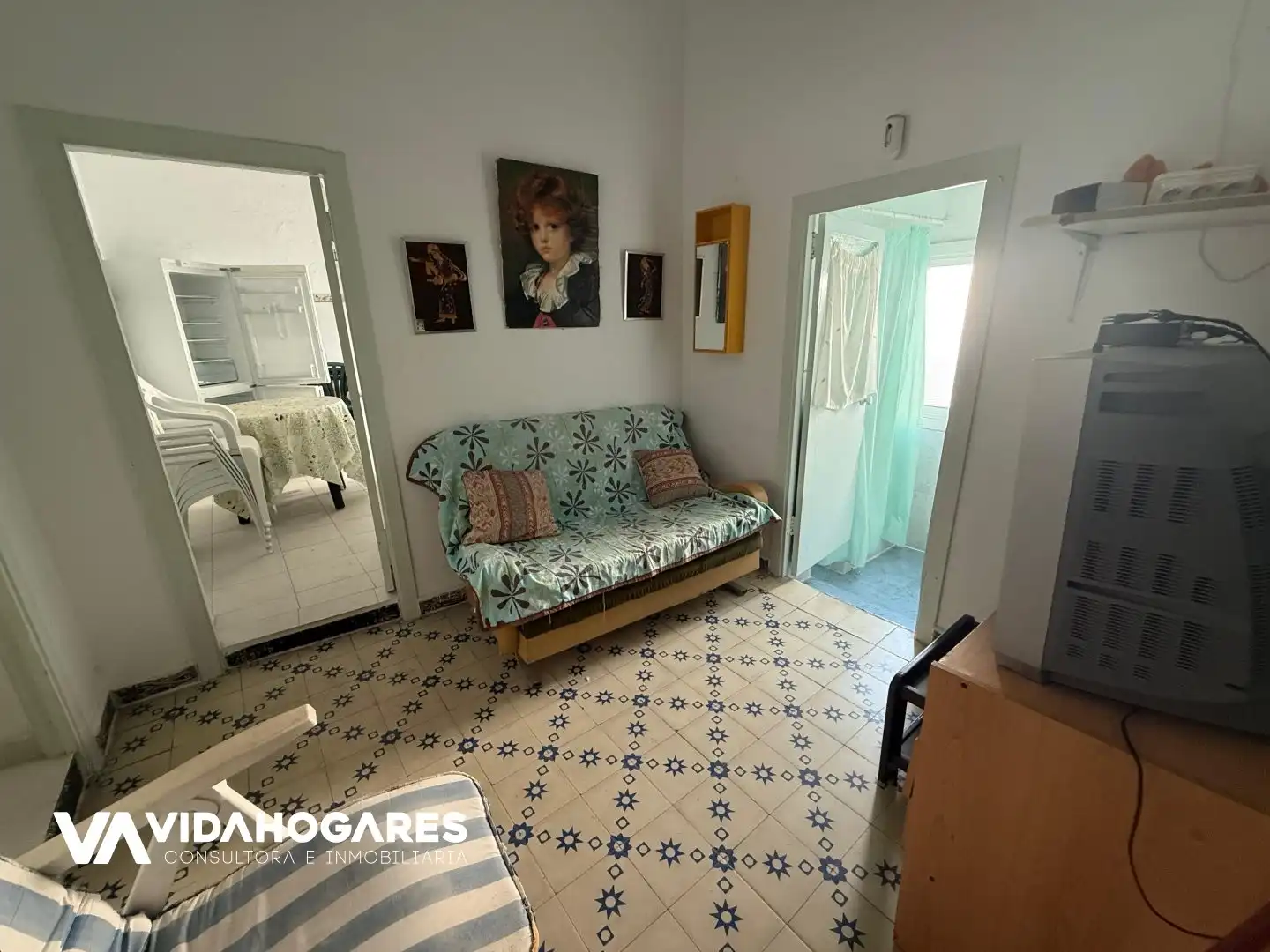 Habitación de Edificio en venta en Rota