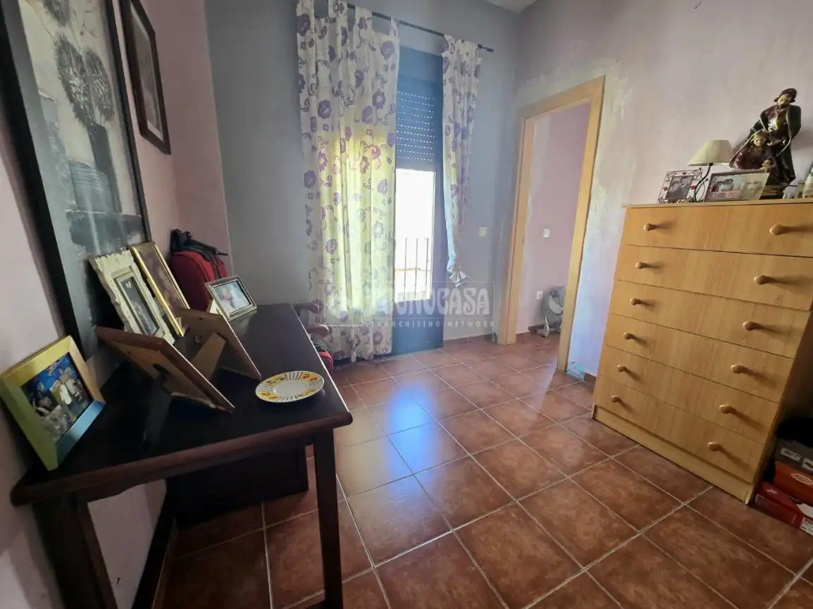 Casa adosada en venda a Morón de la Frontera