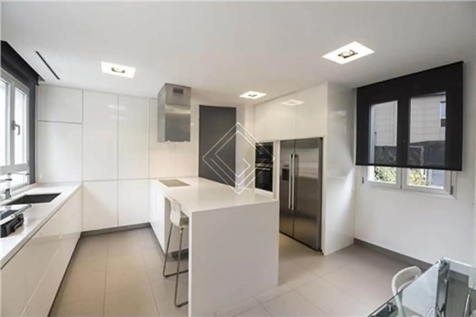 Semi-detached house with pool for sale in Fuencarral - El Pardo, imagen 24