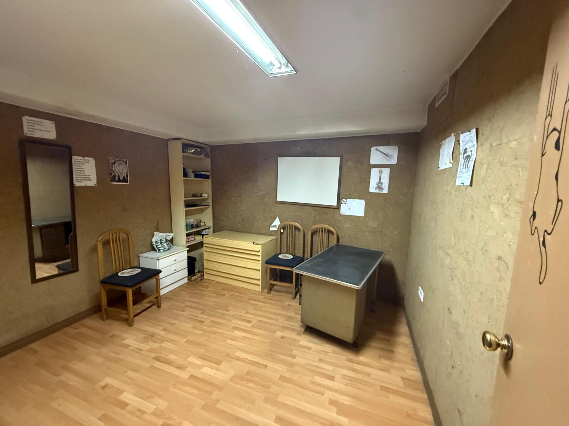 Local de lloguer en  Córdoba Capital amb Aire condicionat