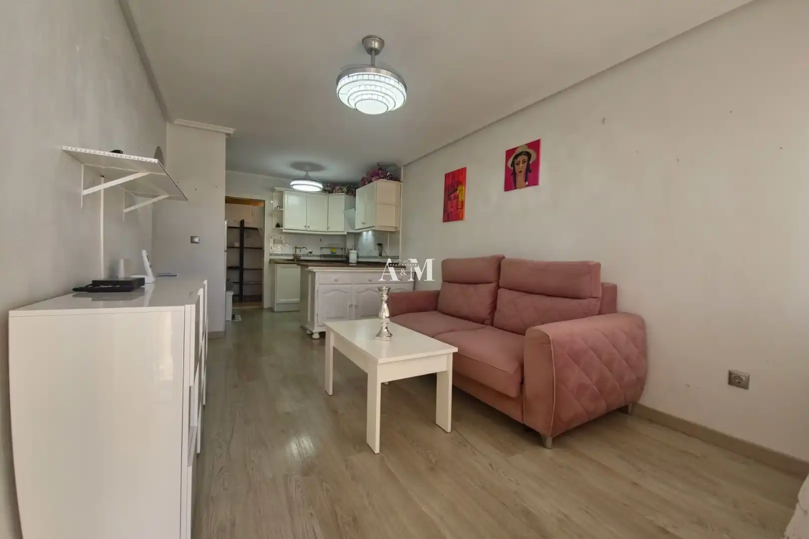 Sala d'estar de Planta baixa de lloguer en Orihuela amb Aire condicionat, Calefacció i Jardí privat