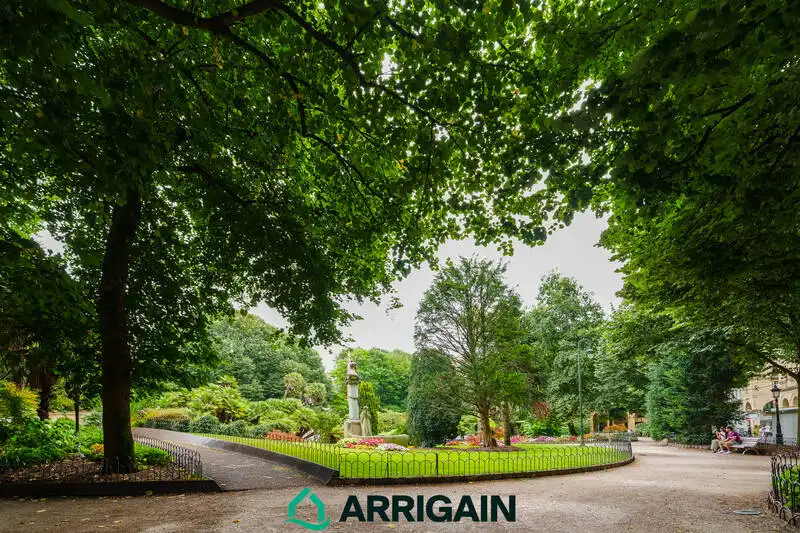 Jardín de Piso en venta en Donostia - San Sebastián  con Calefacción, Terraza y Trastero